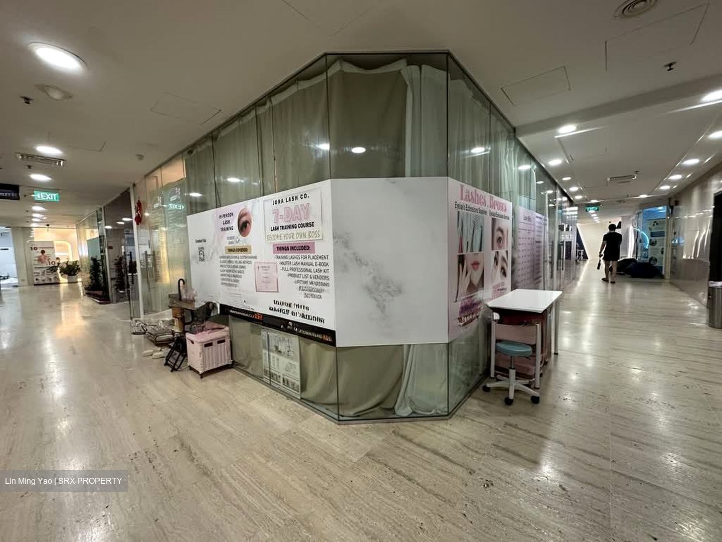 Singapore Shopping Centre (D9), Retail #558613691